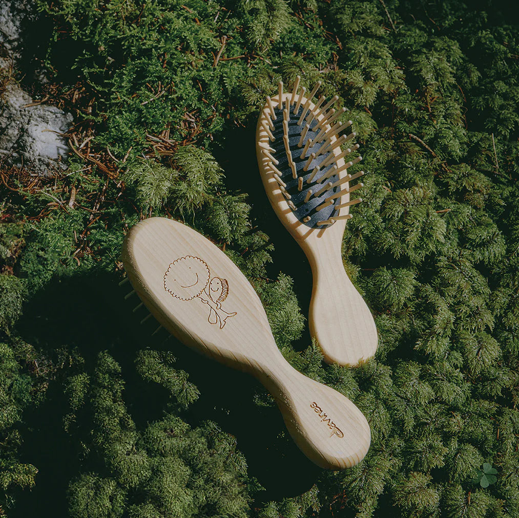 Spazzola per capelli Spazzola TEK x Davines, in legno riciclato